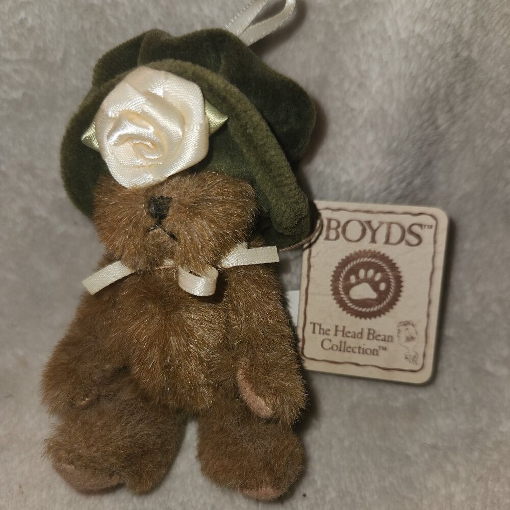 "Rissy" **Retired** Boyds Bears Ornament